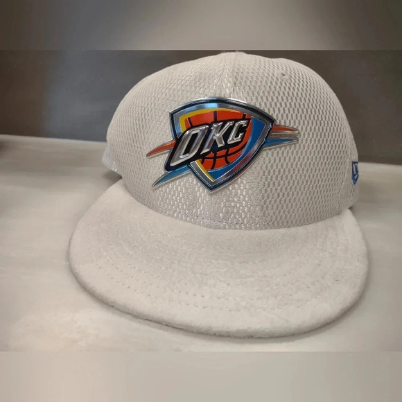 Men's New era 59fifty white OKC Oklahoma City thunder size 7 1/8 fitted hat NBA - Picture 1 of 4